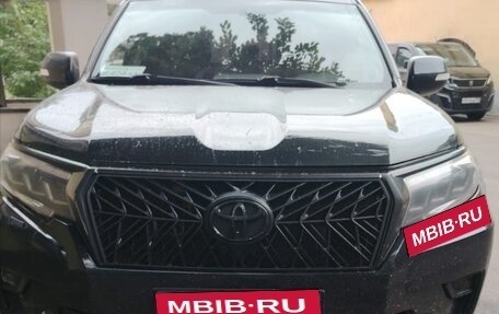 Toyota Land Cruiser Prado 150 рестайлинг 2, 2019 год, 4 700 000 рублей, 14 фотография