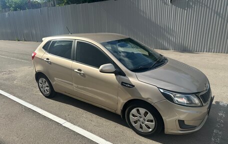 KIA Rio III рестайлинг, 2013 год, 580 000 рублей, 3 фотография