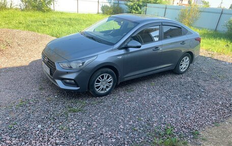 Hyundai Solaris II рестайлинг, 2019 год, 1 400 000 рублей, 2 фотография