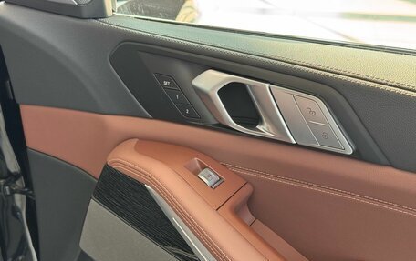 BMW X7, 2022 год, 10 400 000 рублей, 30 фотография