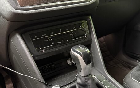Volkswagen Tiguan II, 2017 год, 2 170 000 рублей, 7 фотография