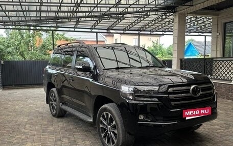 Toyota Land Cruiser 200, 2016 год, 5 500 000 рублей, 2 фотография