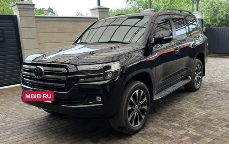 Toyota Land Cruiser 200, 2016 год, 5 500 000 рублей, 3 фотография