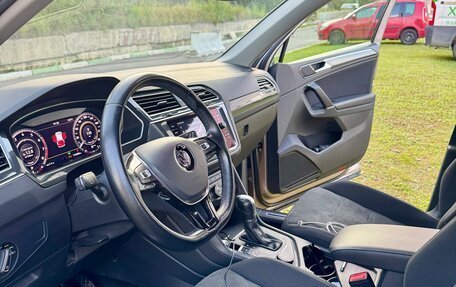 Volkswagen Tiguan II, 2017 год, 2 250 000 рублей, 26 фотография