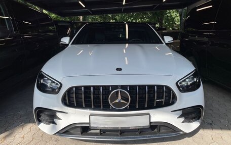 Mercedes-Benz E-Класс AMG, 2020 год, 5 799 900 рублей, 3 фотография