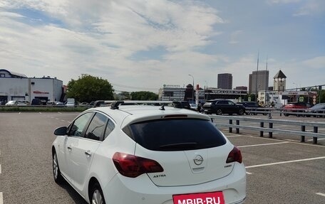Opel Astra J, 2012 год, 800 000 рублей, 4 фотография