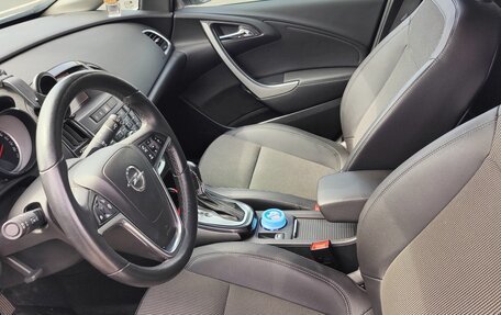 Opel Astra J, 2012 год, 800 000 рублей, 11 фотография