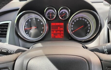 Opel Astra J, 2012 год, 800 000 рублей, 20 фотография