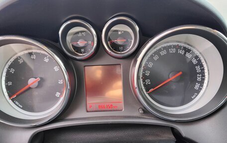 Opel Astra J, 2012 год, 800 000 рублей, 19 фотография