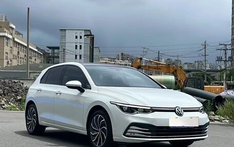Volkswagen Golf VIII, 2021 год, 1 230 000 рублей, 11 фотография