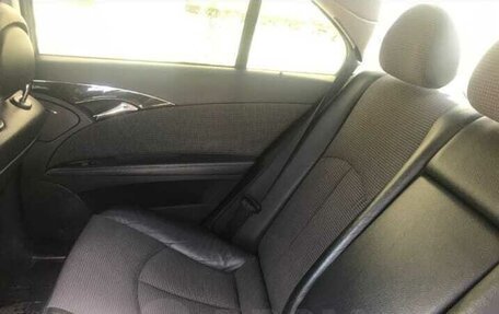 Mercedes-Benz E-Класс, 2004 год, 1 040 000 рублей, 10 фотография