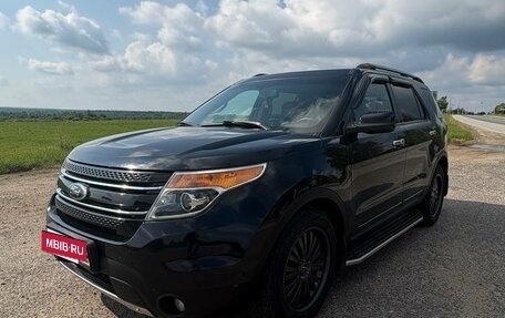 Ford Explorer VI, 2013 год, 1 680 000 рублей, 3 фотография