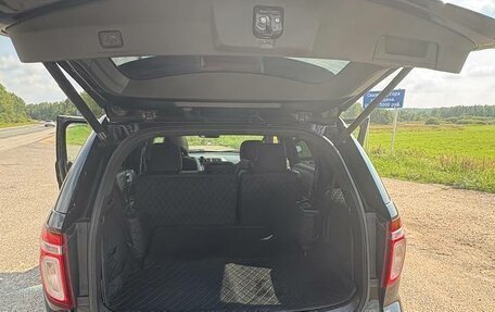 Ford Explorer VI, 2013 год, 1 680 000 рублей, 17 фотография