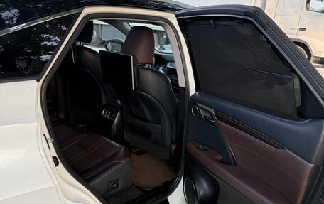 Lexus RX IV рестайлинг, 2019 год, 5 200 000 рублей, 12 фотография