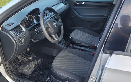 Skoda Rapid I, 2019 год, 1 000 000 рублей, 15 фотография