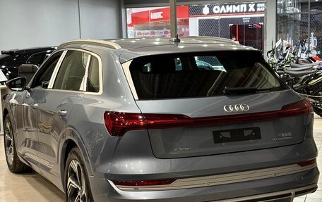 Audi e-tron I, 2023 год, 5 930 000 рублей, 3 фотография