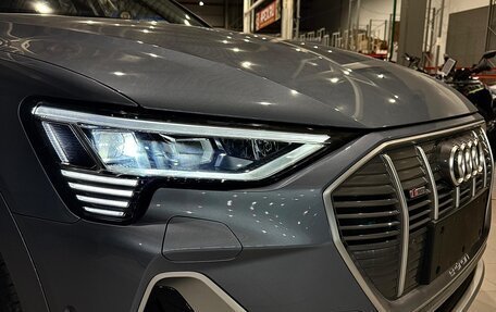 Audi e-tron I, 2023 год, 5 930 000 рублей, 2 фотография