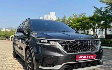 KIA Carnival, 2021 год, 2 600 000 рублей, 1 фотография