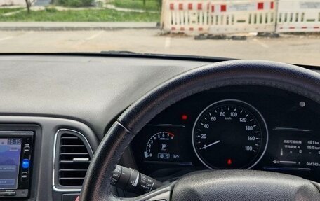 Honda Vezel, 2016 год, 1 700 000 рублей, 7 фотография