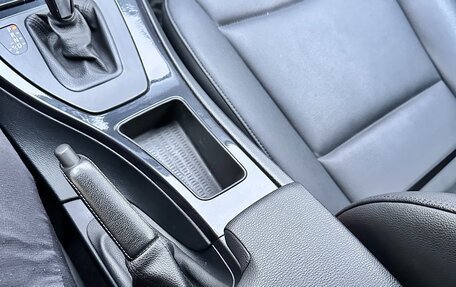 BMW 3 серия, 2009 год, 980 000 рублей, 16 фотография