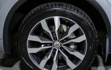 Volkswagen Touareg III, 2019 год, 4 380 000 рублей, 15 фотография