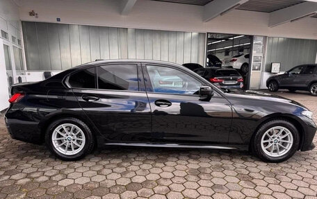 BMW 3 серия, 2024 год, 4 590 000 рублей, 8 фотография