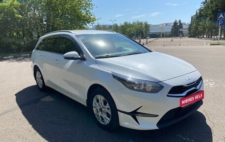 KIA cee'd III, 2022 год, 2 300 000 рублей, 1 фотография