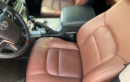 Toyota Land Cruiser 200, 2016 год, 5 950 000 рублей, 14 фотография