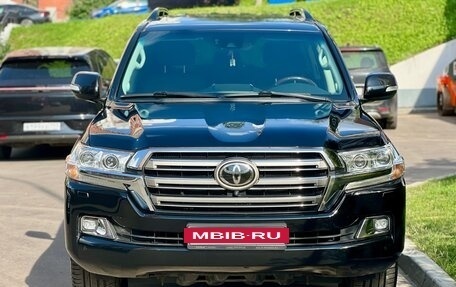 Toyota Land Cruiser 200, 2016 год, 5 950 000 рублей, 8 фотография