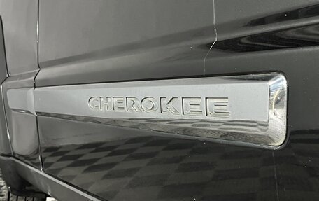 Jeep Cherokee, 2010 год, 1 030 000 рублей, 17 фотография