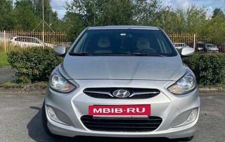 Hyundai Solaris II рестайлинг, 2012 год, 730 000 рублей, 17 фотография