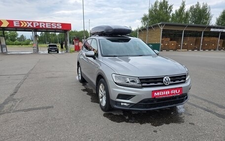 Volkswagen Tiguan II, 2019 год, 2 500 000 рублей, 13 фотография