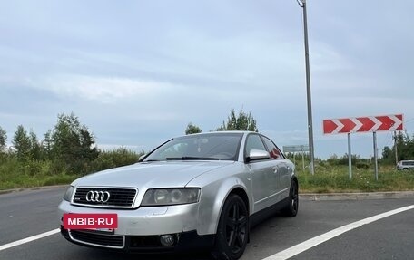 Audi A4, 2004 год, 385 000 рублей, 4 фотография