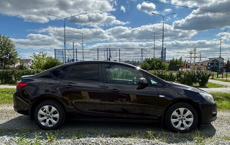Opel Astra J, 2014 год, 960 000 рублей, 9 фотография