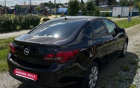 Opel Astra J, 2014 год, 960 000 рублей, 10 фотография