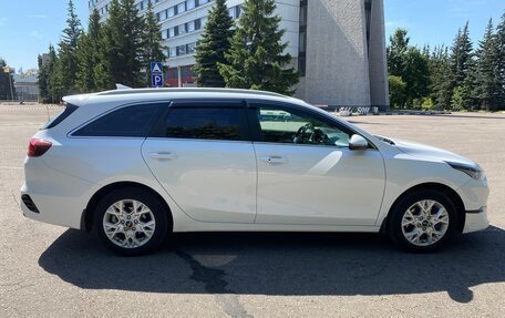 KIA cee'd III, 2022 год, 2 300 000 рублей, 6 фотография