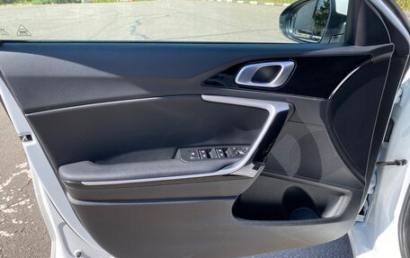 KIA cee'd III, 2022 год, 2 300 000 рублей, 11 фотография