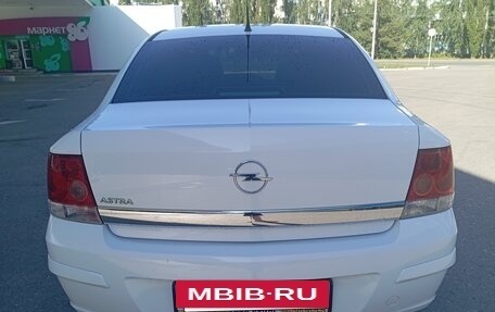 Opel Astra J, 2014 год, 850 000 рублей, 10 фотография