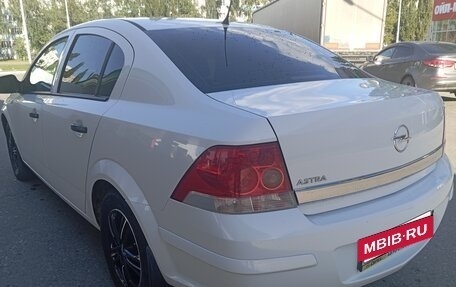 Opel Astra J, 2014 год, 850 000 рублей, 9 фотография