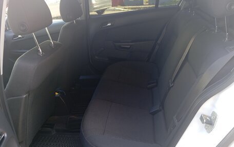 Opel Astra J, 2014 год, 850 000 рублей, 14 фотография