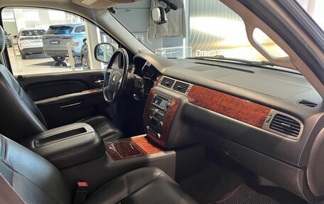 Chevrolet Tahoe III, 2013 год, 2 349 000 рублей, 9 фотография