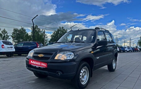 Chevrolet Niva I рестайлинг, 2012 год, 431 800 рублей, 3 фотография