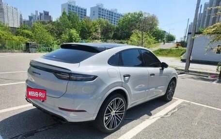 Porsche Cayenne III, 2022 год, 14 890 000 рублей, 2 фотография