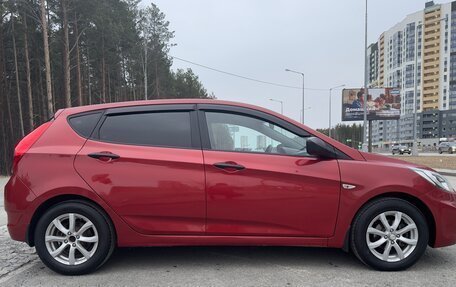 Hyundai Solaris II рестайлинг, 2011 год, 729 000 рублей, 3 фотография