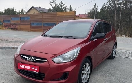 Hyundai Solaris II рестайлинг, 2011 год, 729 000 рублей, 4 фотография