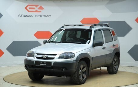 Chevrolet Niva I рестайлинг, 2019 год, 820 000 рублей, 1 фотография