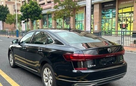 Volkswagen Passat B8 рестайлинг, 2021 год, 1 630 000 рублей, 5 фотография