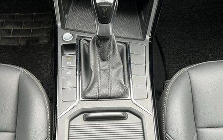 Volkswagen Passat B8 рестайлинг, 2021 год, 1 630 000 рублей, 12 фотография