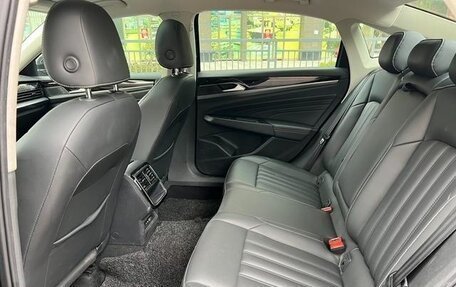 Volkswagen Passat B8 рестайлинг, 2021 год, 1 630 000 рублей, 15 фотография