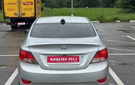 Hyundai Solaris II рестайлинг, 2013 год, 620 000 рублей, 2 фотография